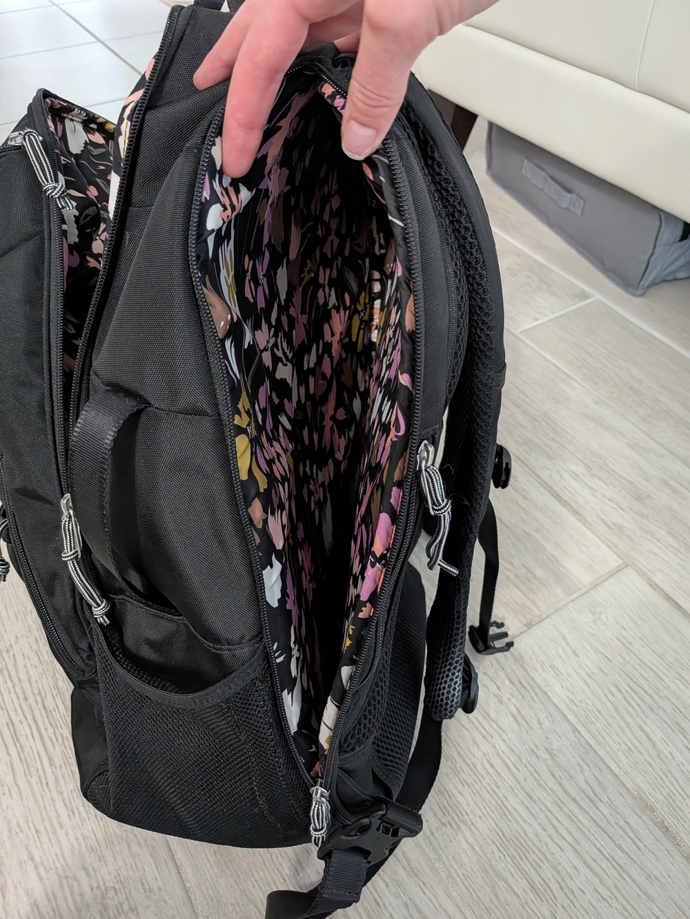 Vera Bradley Black Lightweight Everyday Backpack - Picture 6 of 10